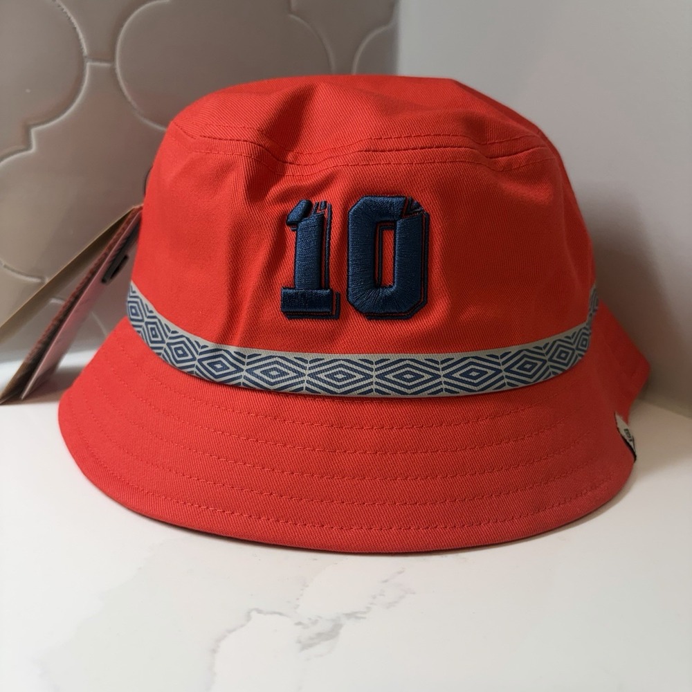 Umbro 10 Fire Finsh Red Blue Bucket Cap Hat OSFM